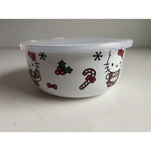 Hello Kitty Christmas Pressure Lid Ceramic Food Storage Bowl Container Large NEW - Picture 3 of 11